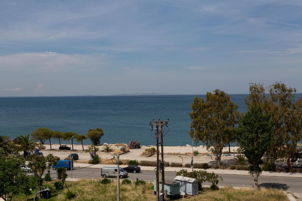 Delfini Hotel Patras Esterno foto